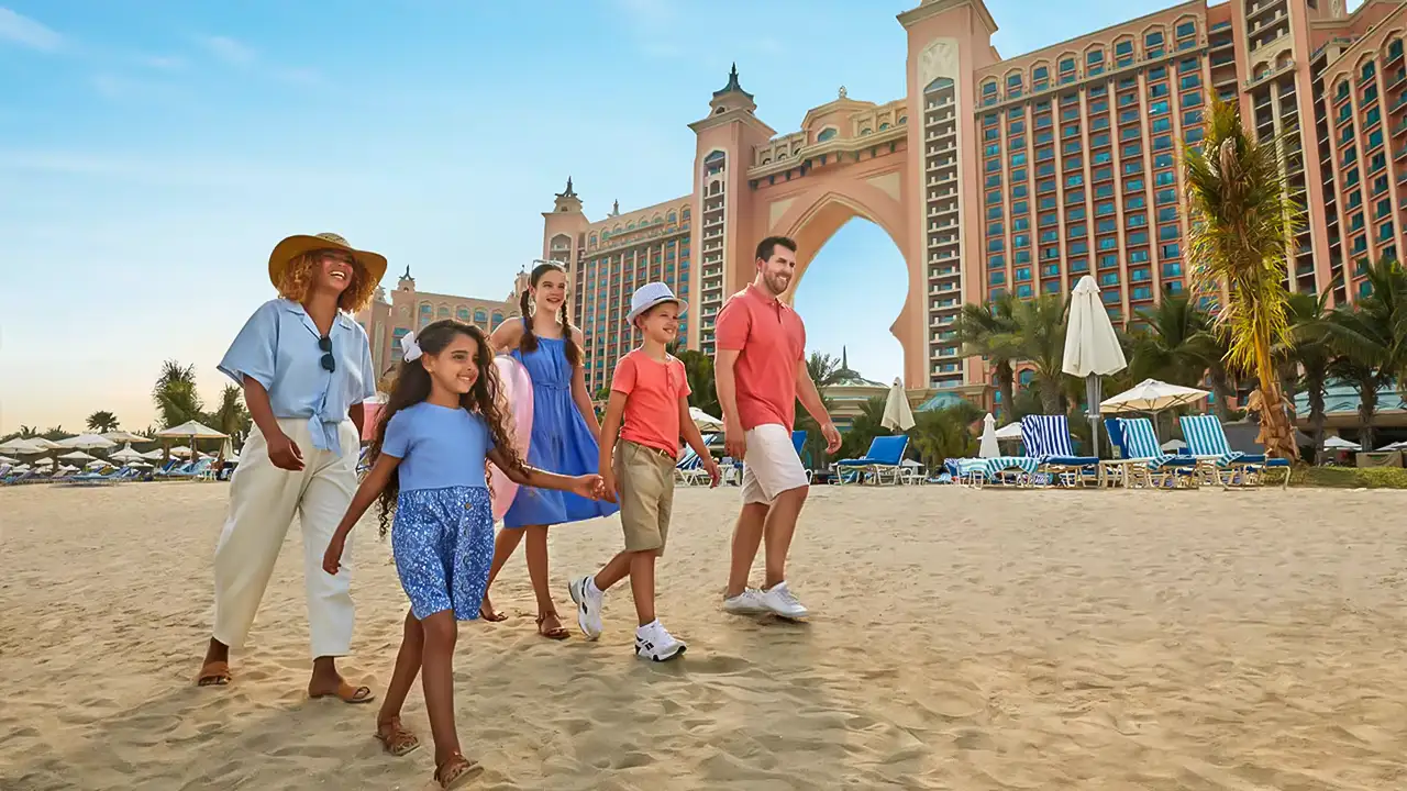 Enjoy a perfect and unforgettable family tour in Dubai, where summer recreational activities help you spend the most enjoyable times with your family.