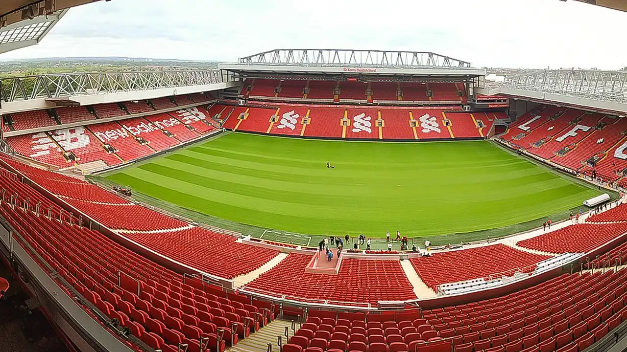 Tour by Rail with Liverpool Stadium