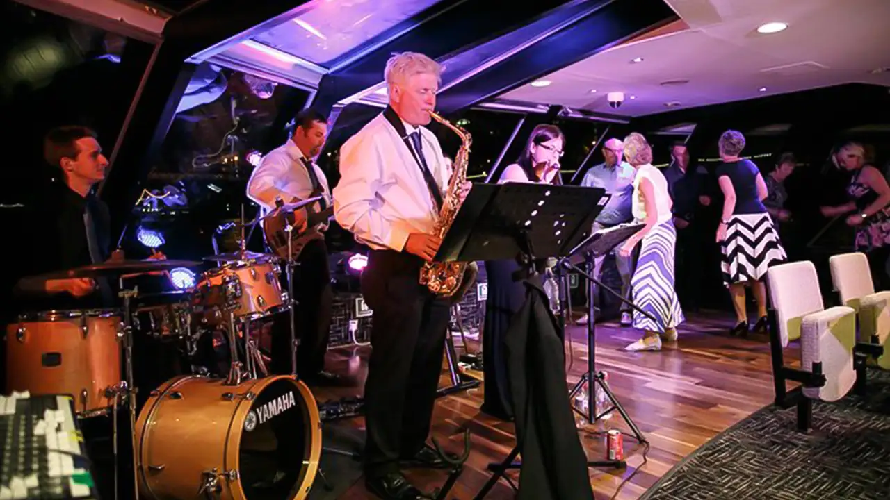 Thames Jazz Dinner Cruise