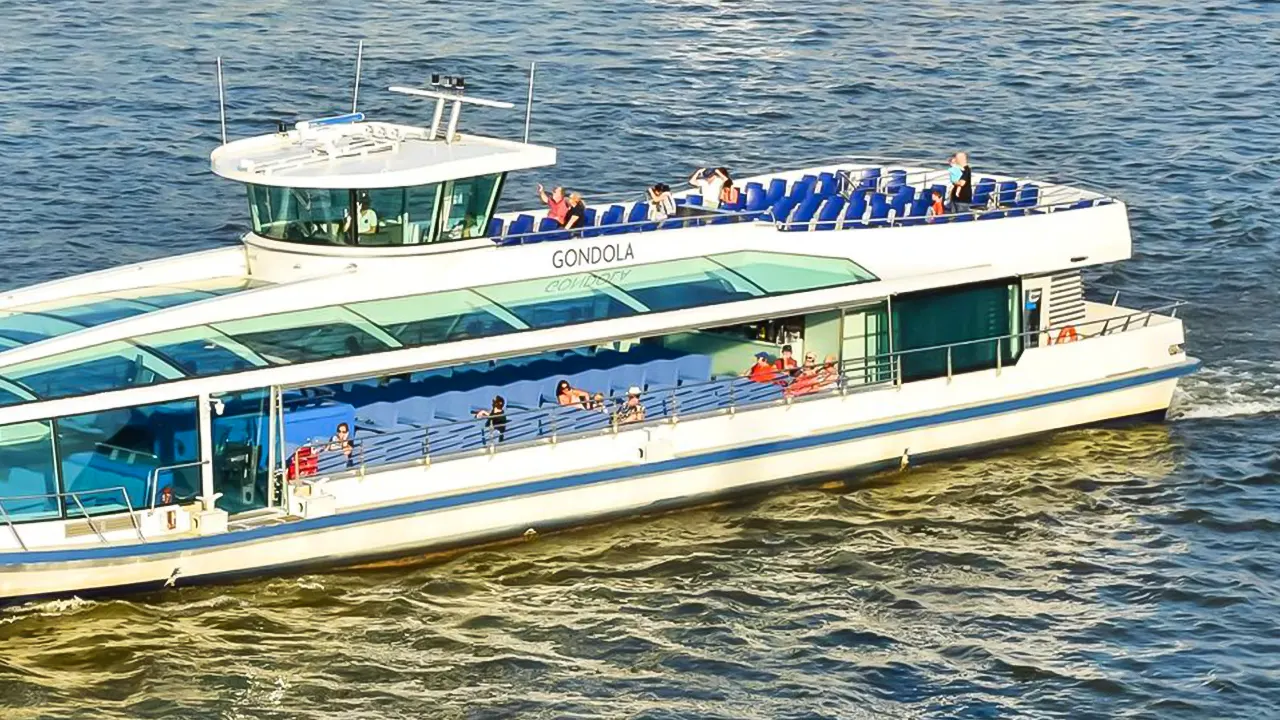 Daytime Sightseeing Boat Cruise