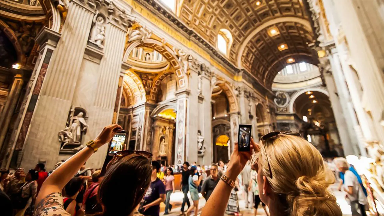 Vatican Museums, Sistine Chapel, and Basilica Tour