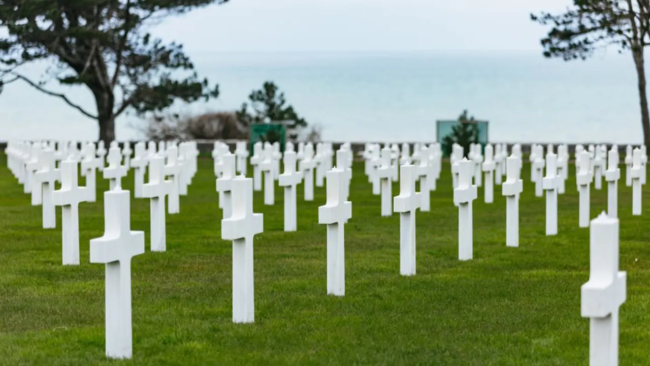 Normandy D-Day Landing Beaches Full-Day Tour