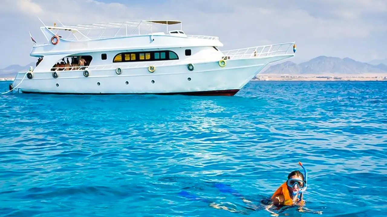 Luxury Boat Cruise with Snorkeling & Lunch