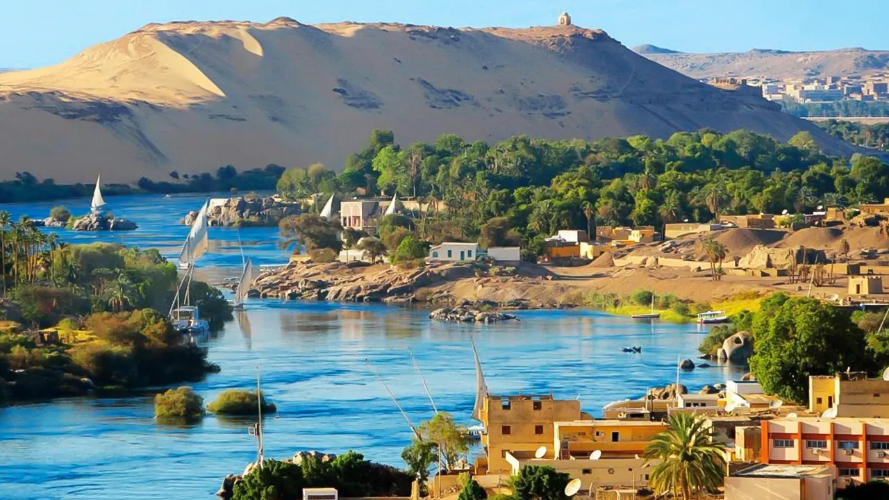 Nile trip to Luxor