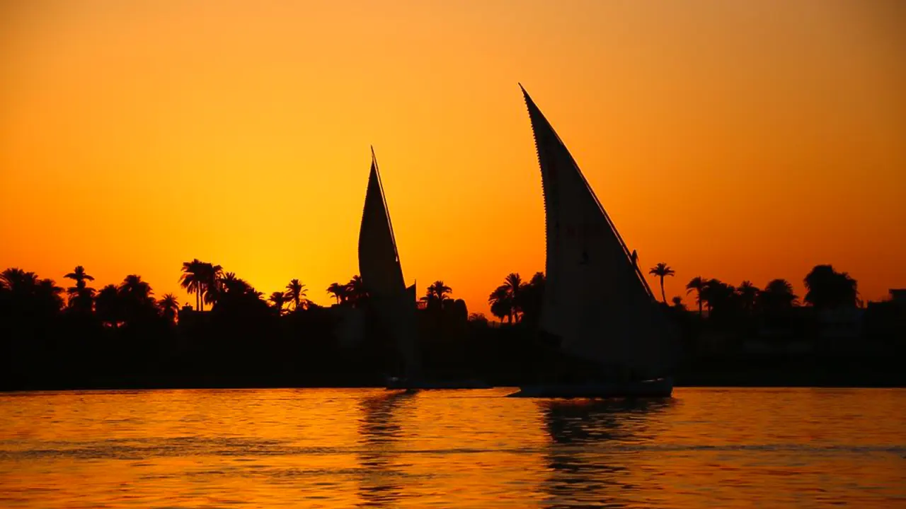 جولة في القاهرة والأقصر وأسوان مع رحلة بحرية