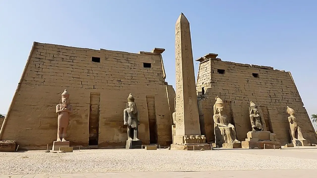Karnak Temple and Luxor Temple with lunch
