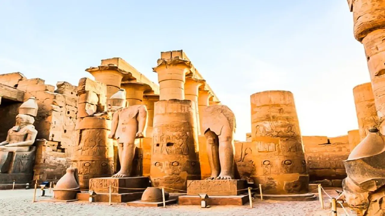 Karnak Temple and Luxor Temple with lunch