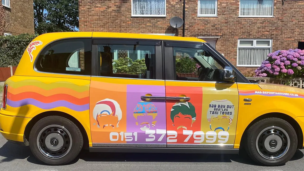 Beatles-Themed Private Taxi Tour with Transfers