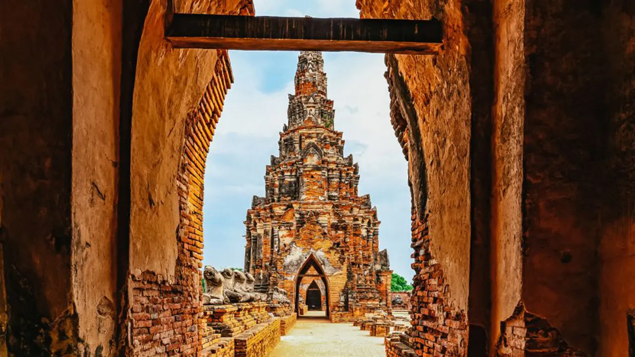 Ayutthaya temples with lunch