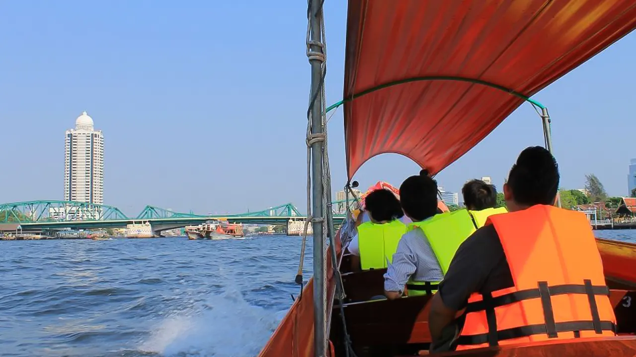 Canal Tour by Teak Boat