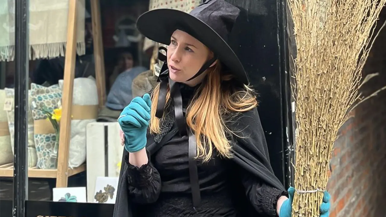 Witches and History Old Town Walking Tour