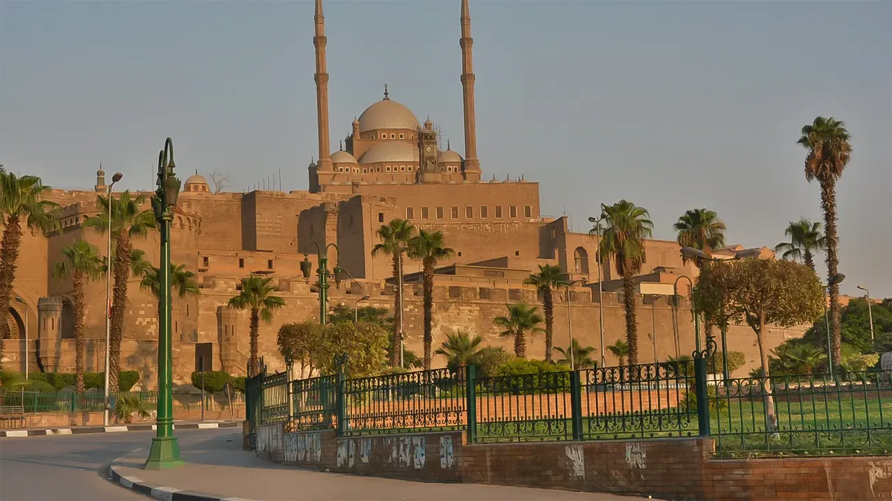 القاهرة القديمة وبازار خان الخليلي